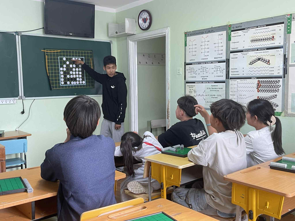 蒙古聚焦年轻棋手/Focus on young players in Mongolia